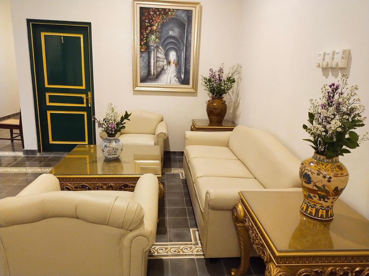 Omah Kura 1 Hotel Yogyakarta Exterior photo
