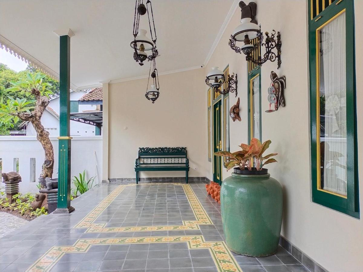 Omah Kura 1 Hotel Yogyakarta Exterior photo